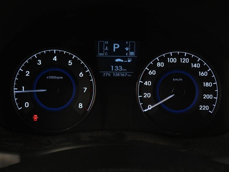 Hyundai Solaris I Рестайлинг Ростов-на-Дону  - изображение 16