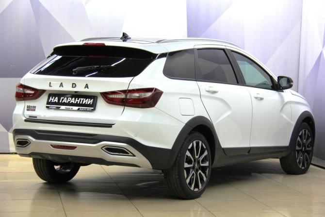 Lada (ВАЗ) Vesta I Рестайлинг (NG) с пробегом 2024 года, цена 1 462 100 рублей, 31100 км, универсал, Автокод Объявления