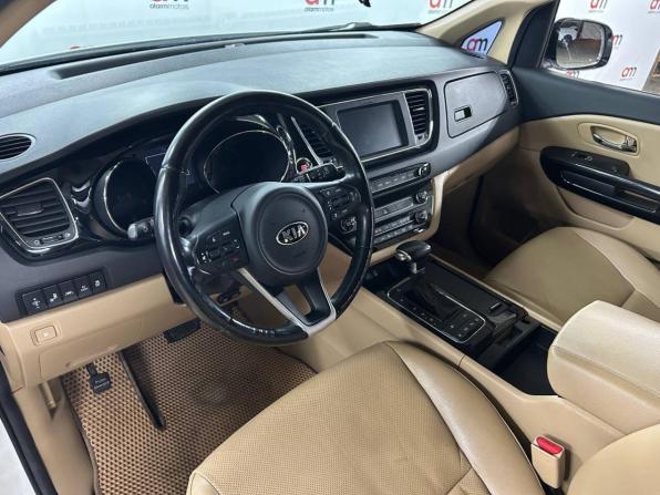 Kia Carnival III с пробегом 2018 года, цена 2 699 000 рублей, 116000 км, минивэн, Автокод Объявления