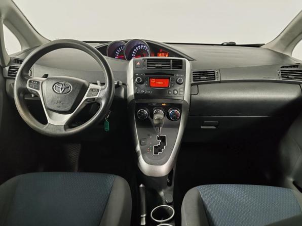Toyota Verso I Рестайлинг с пробегом 2013 года, цена 1 209 000 рублей, 177950 км, компактвэн, Автокод Объявления