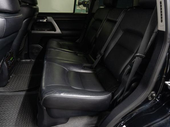 Toyota Land Cruiser 200 Series Рестайлинг 1 с пробегом 2014 года, цена 4 579 000 рублей, 203677 км, внедорожник, Автокод Объявления