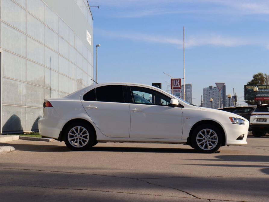Mitsubishi Lancer X Рестайлинг Самара  - изображение 4