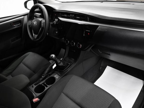 Toyota Corolla XI (E160 E170 E180) с пробегом 2013 года, цена 1 195 000 рублей, 152241 км, седан, Автокод Объявления
