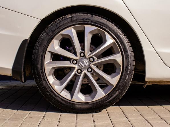 Honda Accord IX с пробегом 2013 года, цена 1 335 000 рублей, 294582 км, седан, Автокод Объявления
