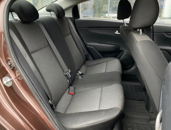 Kia Rio IV Рестайлинг с пробегом 2021 года, цена 979 000 рублей, 131420 км, седан, Автокод Объявления