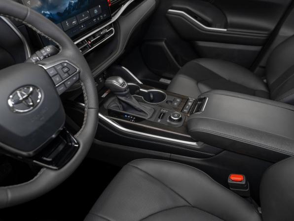 Toyota Highlander IV (XU70) с пробегом 2026 года, цена 5 300 000 рублей, 41 км, внедорожник, Автокод Объявления