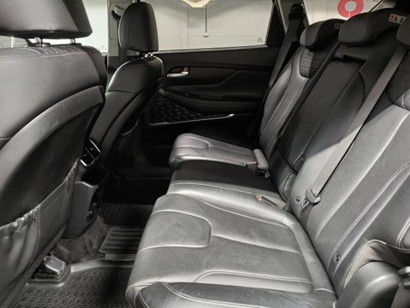 Hyundai Santa Fe IV с пробегом 2018 года, цена 2 295 000 рублей, 192105 км, внедорожник, Автокод Объявления