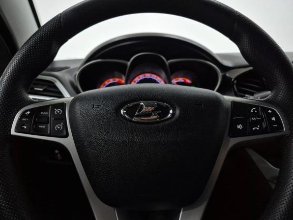 Lada (ВАЗ) Vesta I с пробегом 2019 года, цена 995 000 рублей, 84533 км, универсал, Автокод Объявления
