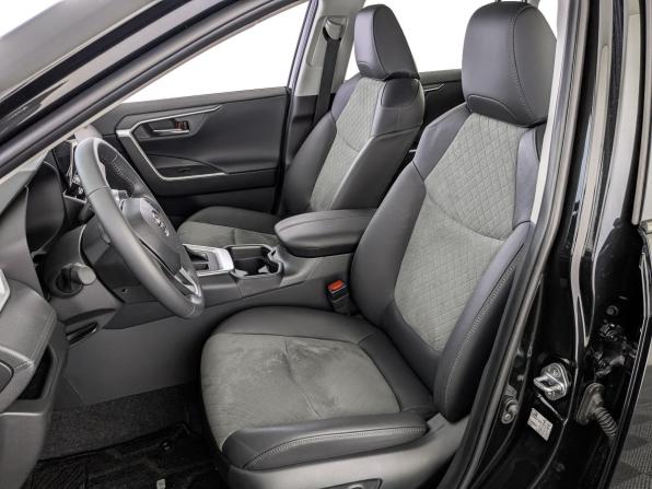 Toyota RAV4 V (XA50) с пробегом 2025 года, цена 4 389 000 рублей, 1042 км, внедорожник, Автокод Объявления
