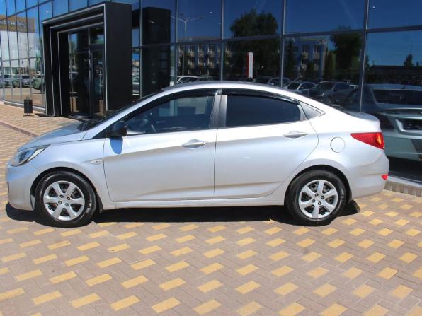 Hyundai Solaris I с пробегом 2014 года, цена 556 000 рублей, 203500 км, седан, Автокод Объявления