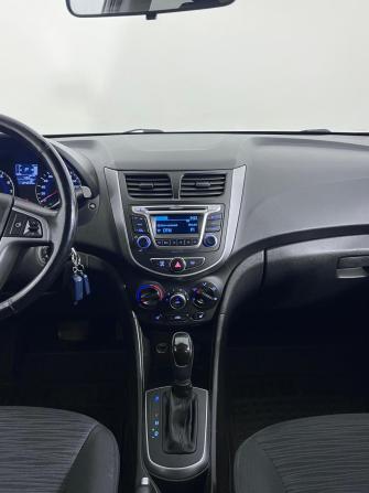 Hyundai Solaris I Рестайлинг с пробегом 2015 года, цена 1 151 000 рублей, 124238 км, седан, Автокод Объявления