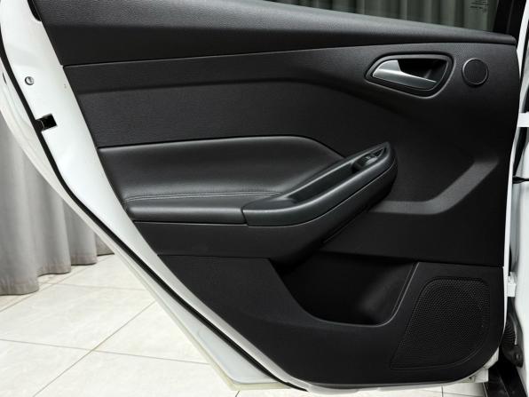 Ford Focus III с пробегом 2011 года, цена 899 000 рублей, 177538 км, хэтчбек, Автокод Объявления
