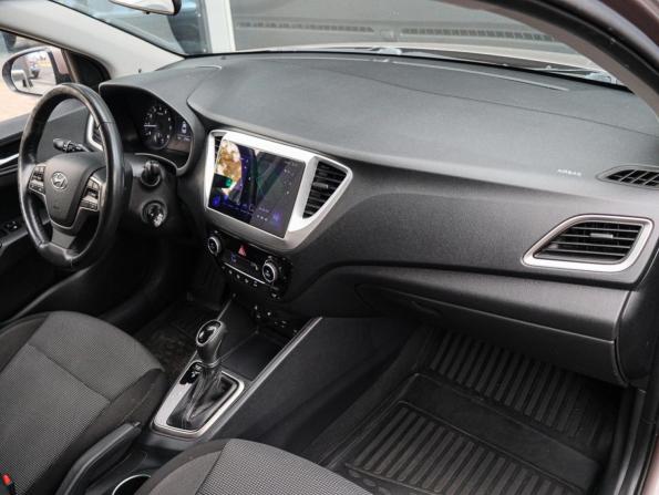 Hyundai Solaris II с пробегом 2018 года, цена 1 550 000 рублей, 27199 км, седан, Автокод Объявления