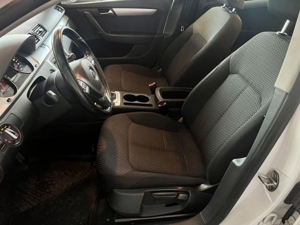 Volkswagen Passat B7 с пробегом 2012 года, цена 899 000 рублей, 222000 км, седан, Автокод Объявления