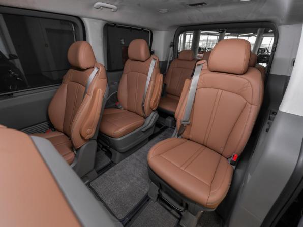 Hyundai Staria I с пробегом 2024 года, цена 7 700 000 рублей, 7483 км, минивэн, Автокод Объявления