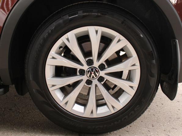 Volkswagen Tiguan II Рестайлинг с пробегом 2021 года, цена 3 029 000 рублей, 29356 км, внедорожник, Автокод Объявления