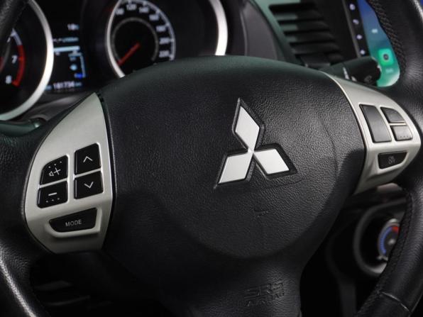 Mitsubishi Lancer X Рестайлинг с пробегом 2012 года, цена 999 000 рублей, 181734 км, седан, Автокод Объявления