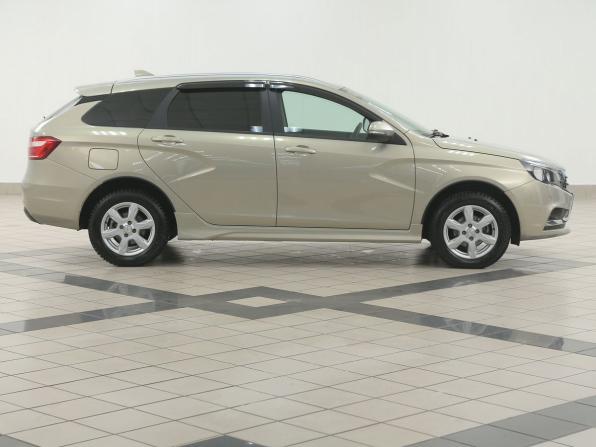 Lada (ВАЗ) Vesta I с пробегом 2017 года, цена 896 000 рублей, 19500 км, универсал, Автокод Объявления