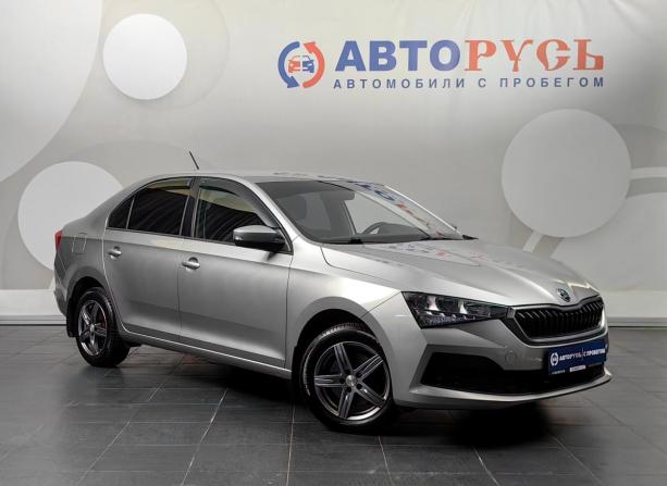 Skoda Rapid II с пробегом 2021 года, цена 1 699 000 рублей, 29940 км, лифтбек, Автокод Объявления