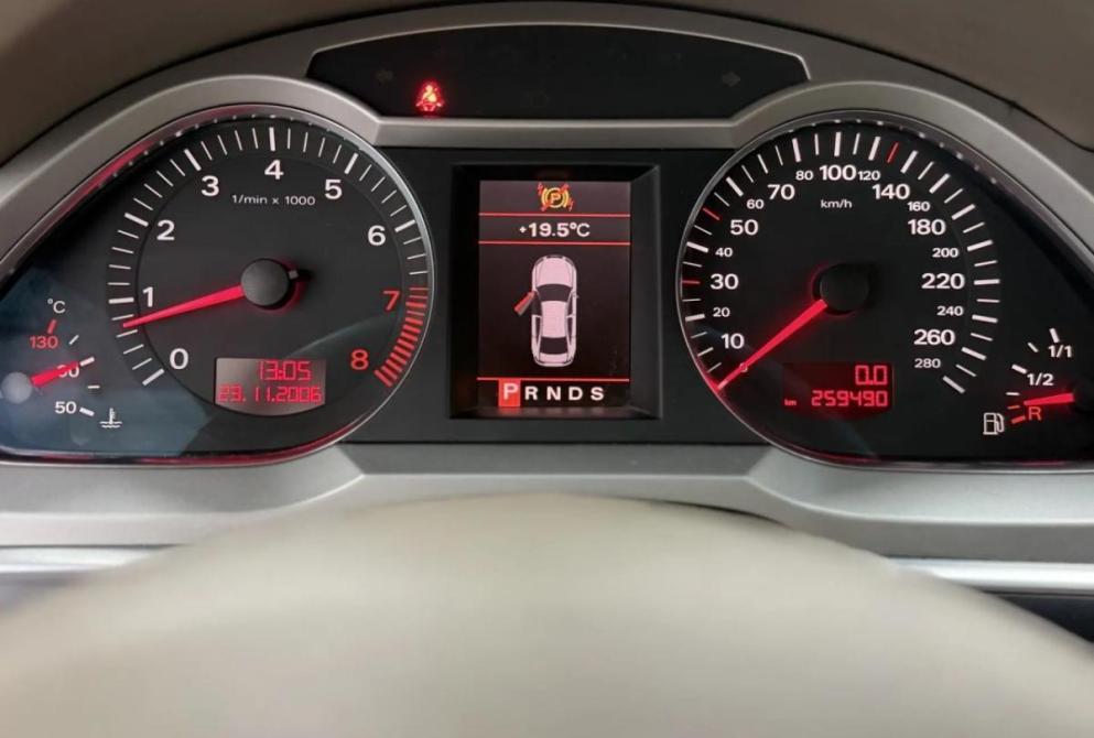 Audi A6 III (C6) Екатеринбург  - изображение 10