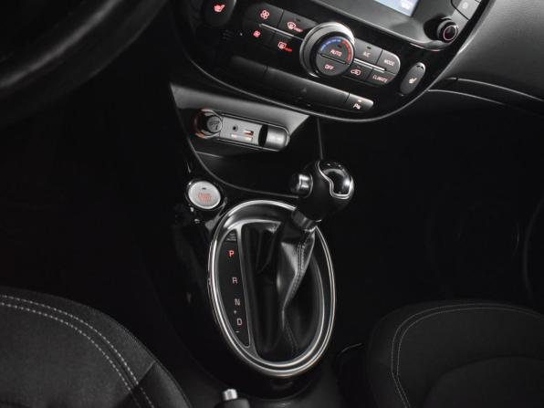 Kia Soul II Рестайлинг с пробегом 2017 года, цена 1 498 790 рублей, 95850 км, хэтчбек, Автокод Объявления