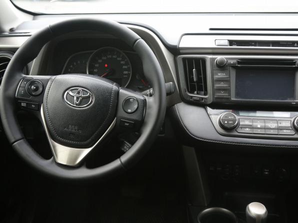 Toyota RAV4 IV (XA40) с пробегом 2013 года, цена 1 572 000 рублей, 223000 км, внедорожник, Автокод Объявления