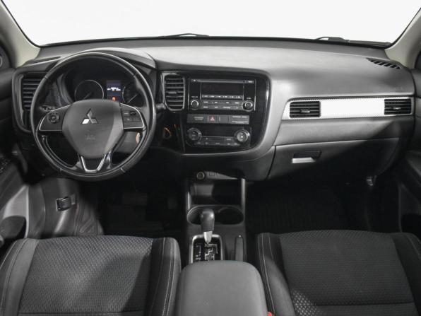 Mitsubishi Outlander III Рестайлинг 2 с пробегом 2016 года, цена 1 350 000 рублей, 248753 км, внедорожник, Автокод Объявления
