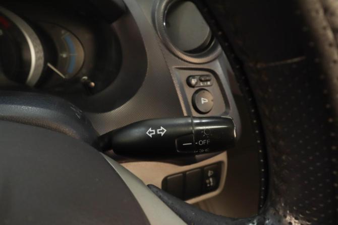 Honda Insight II с пробегом 2009 года, цена 739 000 рублей, 212634 км, хэтчбек, Автокод Объявления