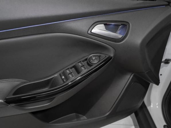 Ford Focus III с пробегом 2014 года, цена 1 145 000 рублей, 105504 км, универсал, Автокод Объявления