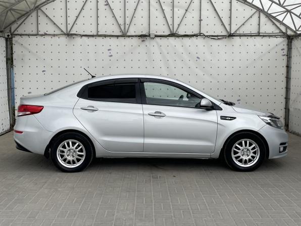 Kia Rio III Рестайлинг с пробегом 2015 года, цена 1 070 000 рублей, 155087 км, седан, Автокод Объявления