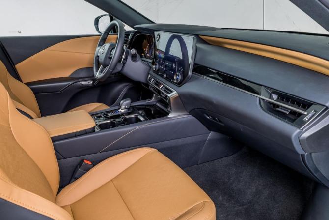 Lexus RX V с пробегом 2024 года, цена 9 188 700 рублей, 10 км, внедорожник, Автокод Объявления