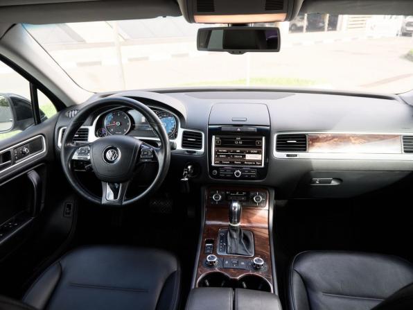 Volkswagen Touareg II с пробегом 2011 года, цена 1 698 000 рублей, 288141 км, внедорожник, Автокод Объявления