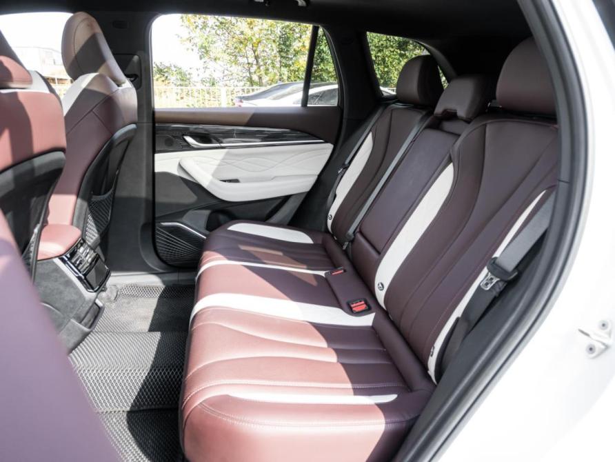 Geely Monjaro I Ставрополь  - изображение 9