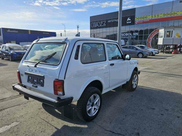 Lada (ВАЗ) Niva Legend с пробегом 2024 года, цена 919 995 рублей, 3901 км, внедорожник, Автокод Объявления