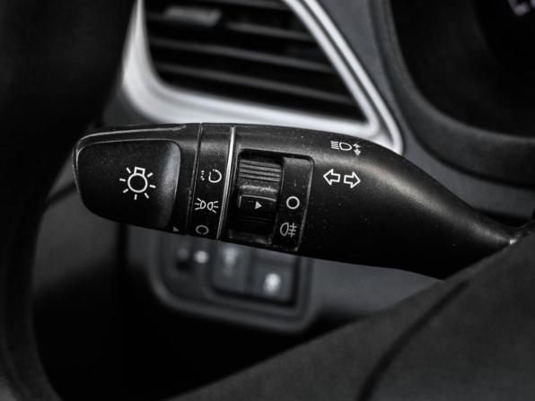 Hyundai Solaris II Рестайлинг с пробегом 2022 года, цена 1 429 000 рублей, 85143 км, седан, Автокод Объявления