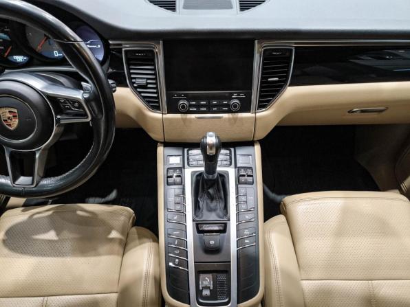 Porsche Macan I с пробегом 2016 года, цена 4 390 000 рублей, 108629 км, внедорожник, Автокод Объявления