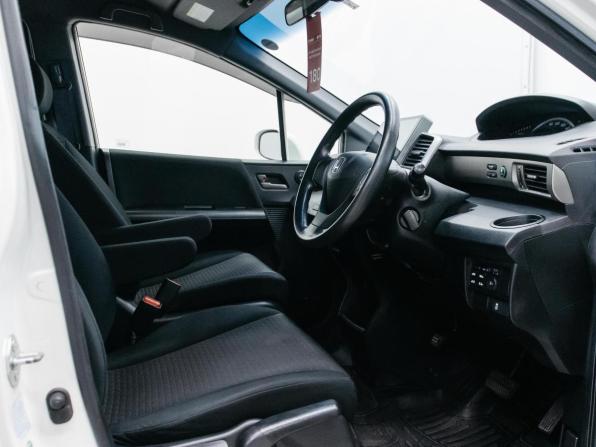 Honda Freed I Рестайлинг с пробегом 2012 года, цена 1 220 000 рублей, 86386 км, компактвэн, Автокод Объявления