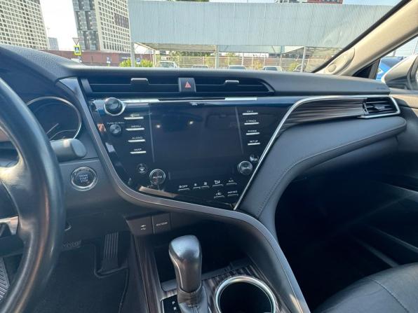Toyota Camry VIII (XV70) с пробегом 2019 года, цена 3 570 000 рублей, 50767 км, седан, Автокод Объявления