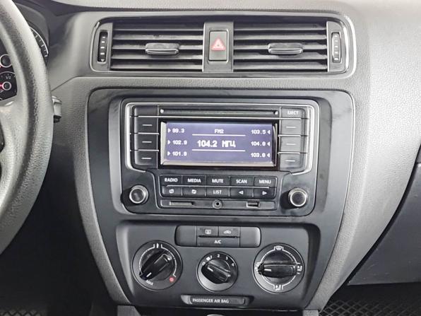 Volkswagen Jetta VI с пробегом 2014 года, цена 785 000 рублей, 214270 км, седан, Автокод Объявления