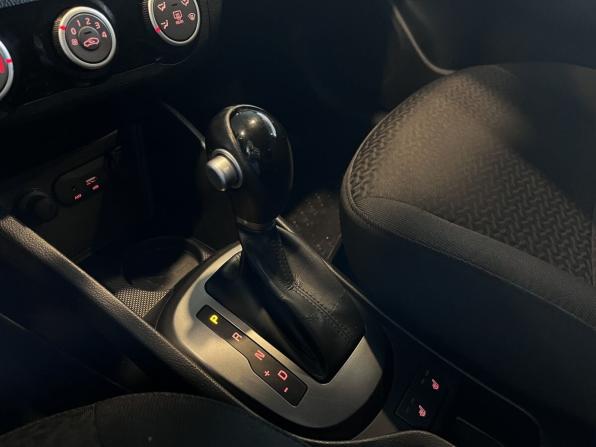 Kia Rio III Рестайлинг с пробегом 2017 года, цена 1 145 000 рублей, 102642 км, седан, Автокод Объявления