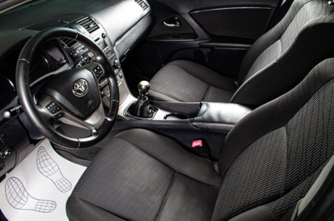 Toyota Avensis III с пробегом 2009 года, цена 749 000 рублей, 319900 км, универсал, Автокод Объявления