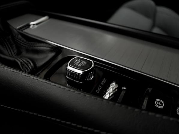 Volvo XC90 II Рестайлинг 1 с пробегом 2019 года, цена 3 550 000 рублей, 146369 км, внедорожник, Автокод Объявления