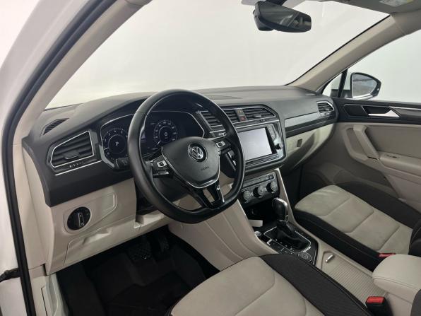 Volkswagen Tiguan II с пробегом 2017 года, цена 2 575 000 рублей, 118678 км, внедорожник, Автокод Объявления