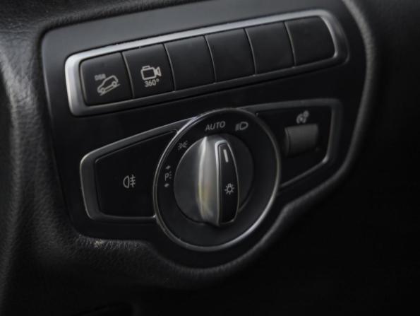 Mercedes-Benz V-Класс III (W447) Рестайлинг с пробегом 2021 года, цена 5 336 100 рублей, 139987 км, минивэн, Автокод Объявления