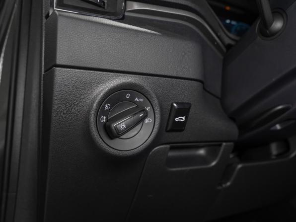 Skoda Karoq I с пробегом 2021 года, цена 2 770 000 рублей, 43771 км, внедорожник, Автокод Объявления