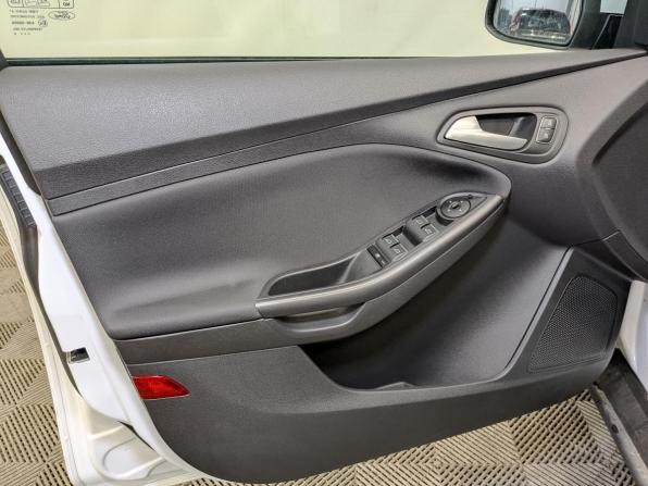 Ford Focus III Рестайлинг с пробегом 2018 года, цена 1 190 000 рублей, 56782 км, седан, Автокод Объявления