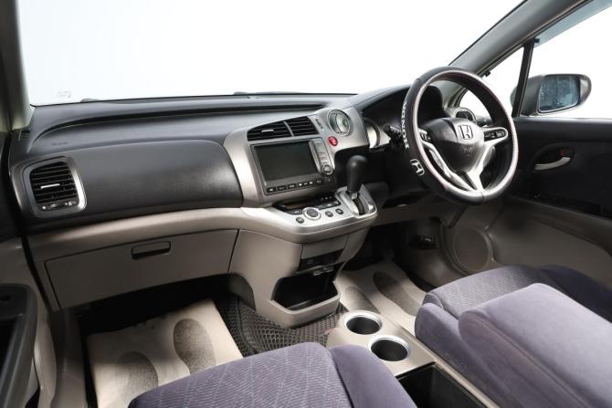 Honda Stream II Рестайлинг с пробегом 2012 года, цена 1 149 000 рублей, 224786 км, компактвэн, Автокод Объявления