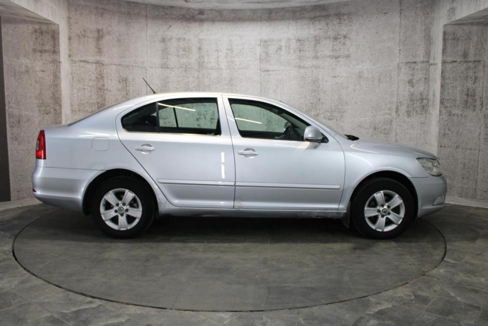 Skoda Octavia II (A5) Рестайлинг Ярославль  - изображение 4