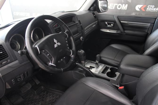 Mitsubishi Pajero IV с пробегом 2011 года, цена 1 783 000 рублей, 241898 км, внедорожник, Автокод Объявления