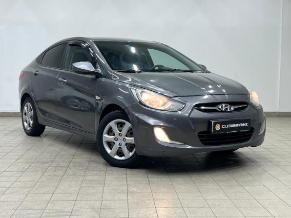 Hyundai Solaris I с пробегом 2013 года, цена 750 000 рублей, 214889 км, седан, Автокод Объявления